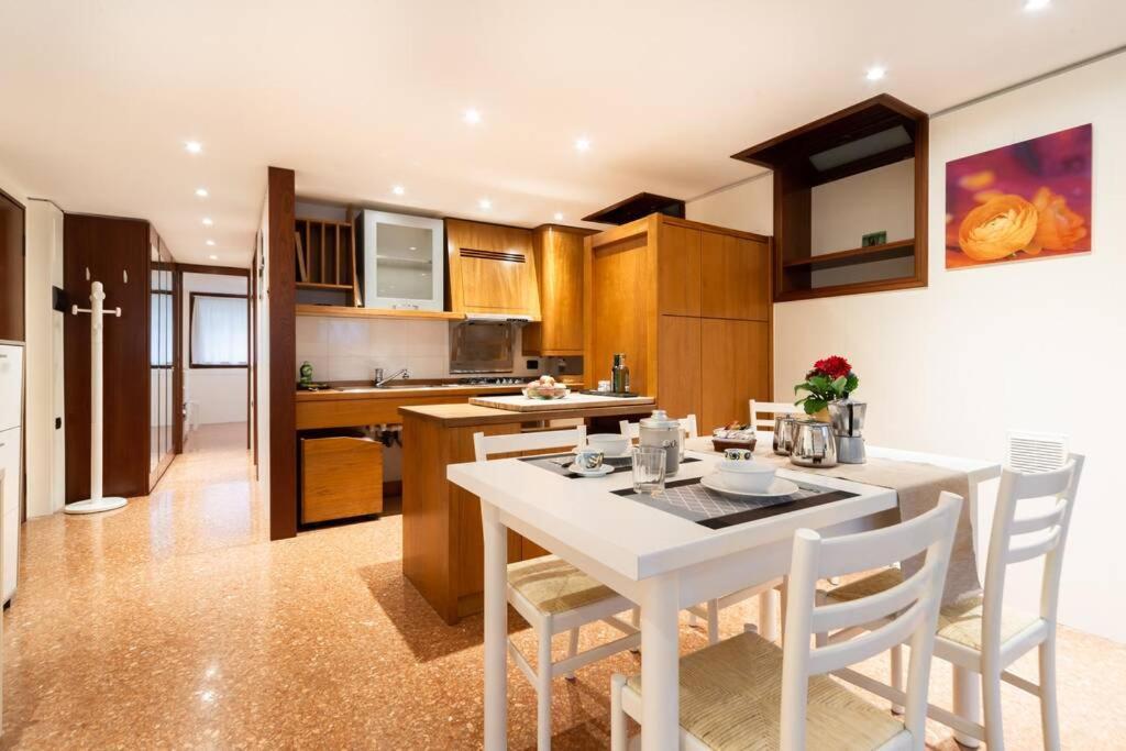 The Zen House Apartment Velence Kültér fotó