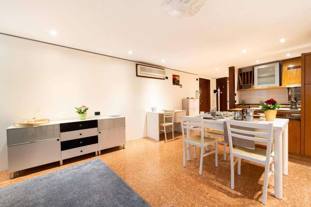 The Zen House Apartment Velence Kültér fotó